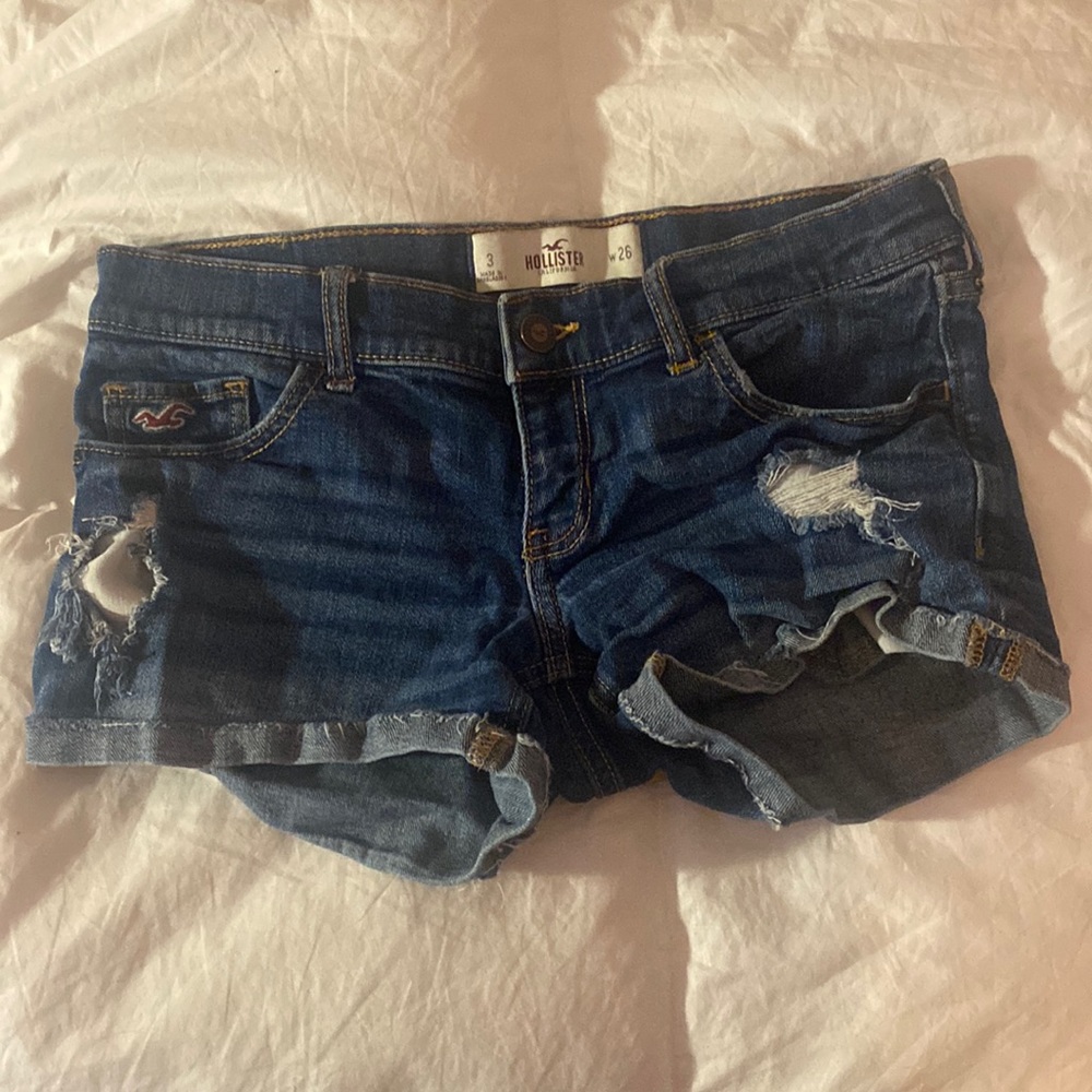 Hollister Jean shorts low rise size 3